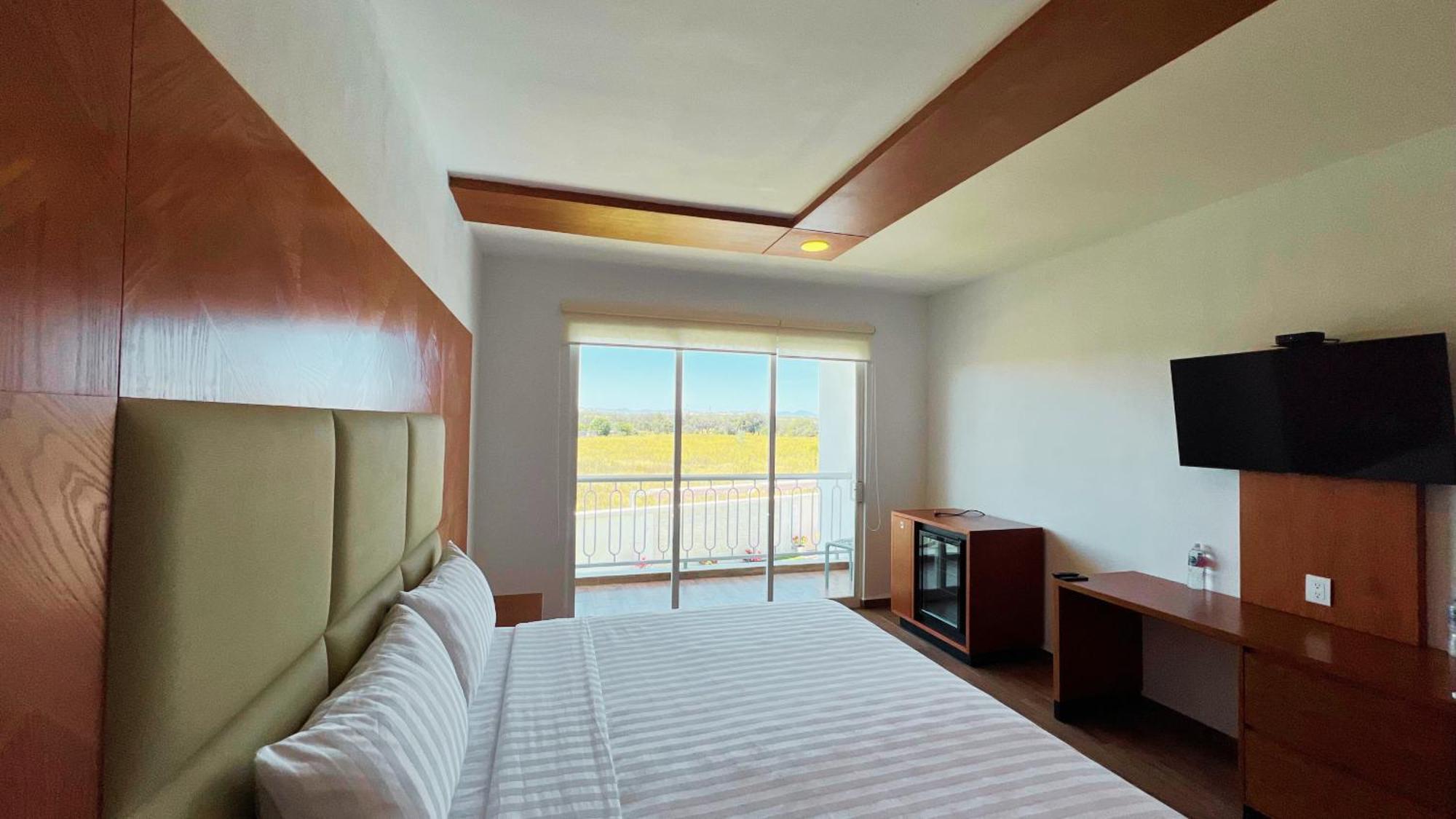 Hotel Mama Dolores โดโลเรสฮิดัลโก ภายนอก รูปภาพ