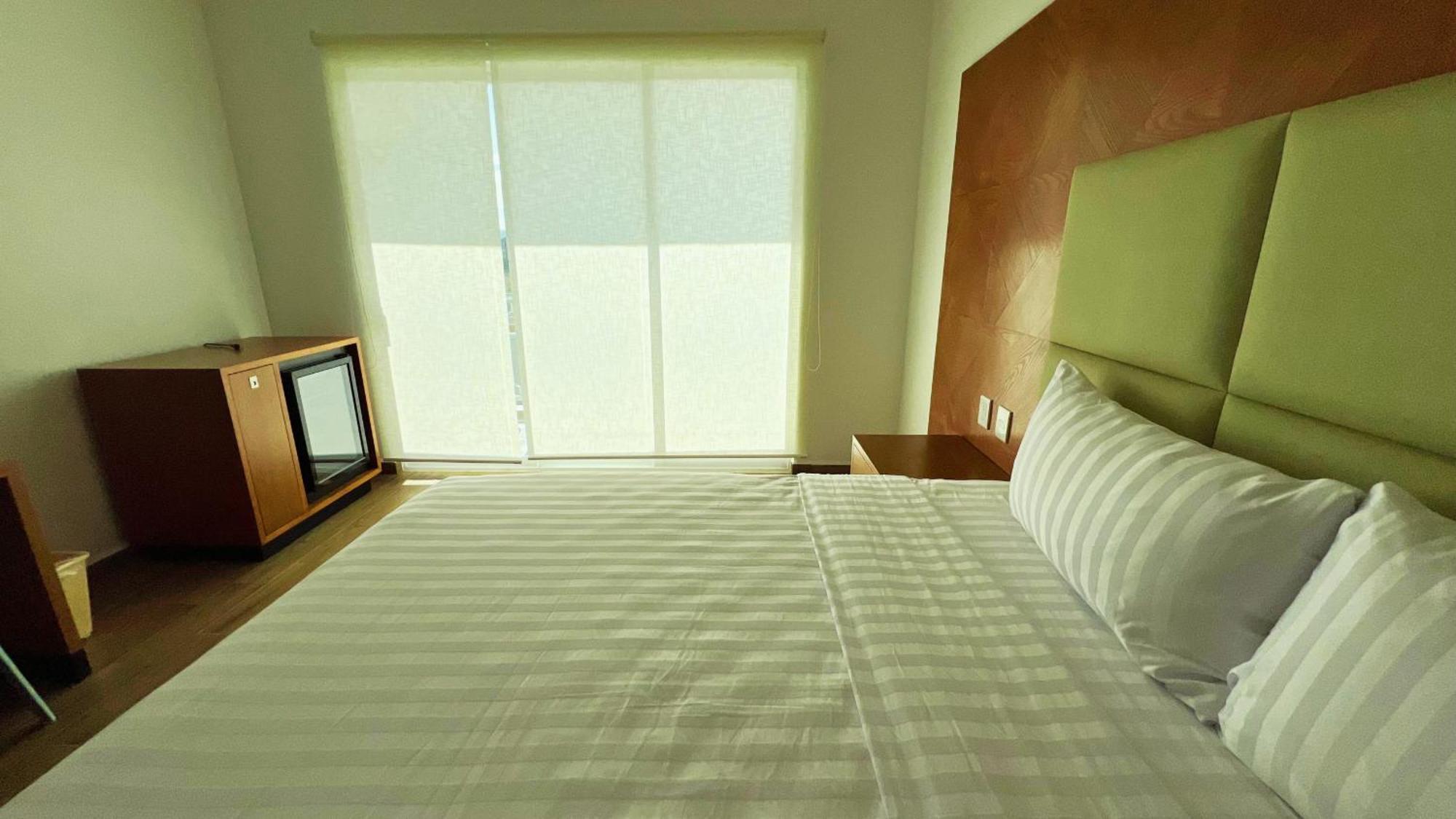 Hotel Mama Dolores โดโลเรสฮิดัลโก ภายนอก รูปภาพ
