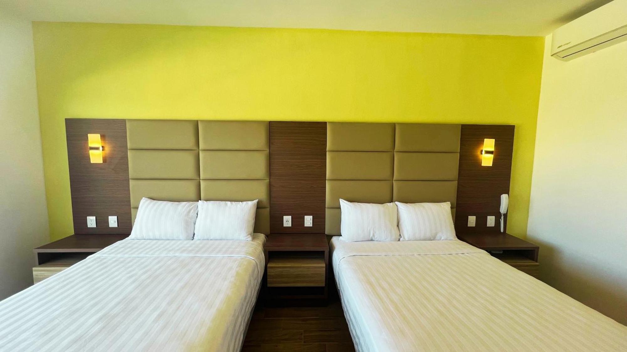 Hotel Mama Dolores โดโลเรสฮิดัลโก ภายนอก รูปภาพ